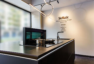 cuisine sur mesure &agrave; paris 75007: conception, r&eacute;novation et installation. mat&eacute;riaux de qualit&eacute;, artisans certifi&eacute;s, devis gratuit et suivi personnalis&eacute;.