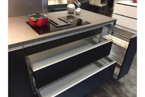 cuisine 75007 : d&eacute;couvrez nos cuisines sur mesure &agrave; paris 7e, conception, r&eacute;novation et installation par des experts. devis gratuit et service rapide.