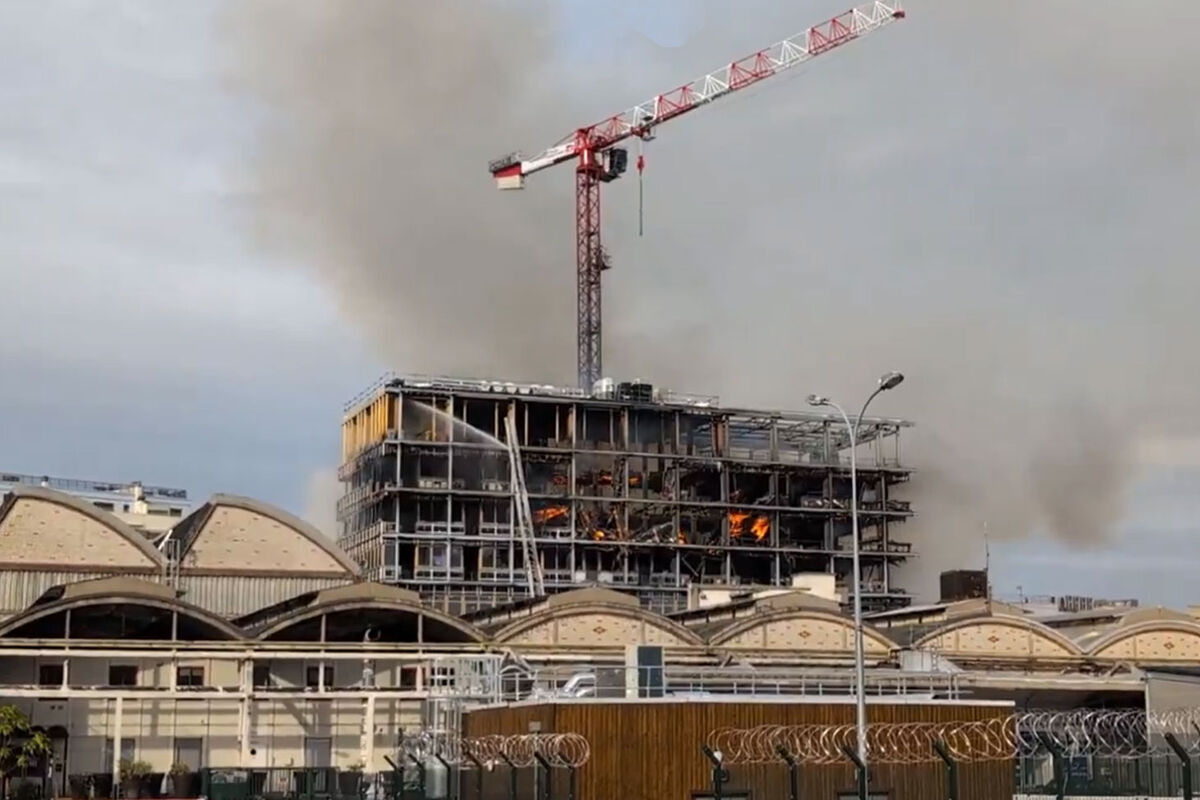 d&eacute;couvrez combien de temps peut durer un chantier de r&eacute;novation &agrave; paris 75007. nos conseils pour estimer la dur&eacute;e et planifier vos travaux en toute s&eacute;r&eacute;nit&eacute;.