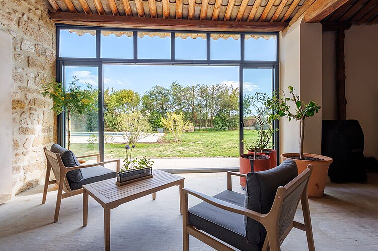 d&eacute;couvrez les tarifs 2025 pour vos menuiseries bois &agrave; paris 7 : portes, fen&ecirc;tres, et am&eacute;nagements sur mesure. qualit&eacute; artisanale et devis rapide pour tous vos projets de menuiserie int&eacute;rieure et ext&eacute;rieure.