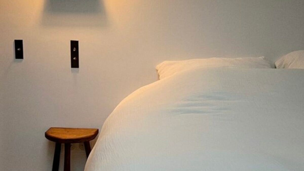 d&eacute;couvrez notre peinture haut de gamme 7e, alliant durabilit&eacute;, finition parfaite et couleurs &eacute;l&eacute;gantes pour sublimer vos espaces int&eacute;rieurs et ext&eacute;rieurs. qualit&eacute; professionnelle garantie.