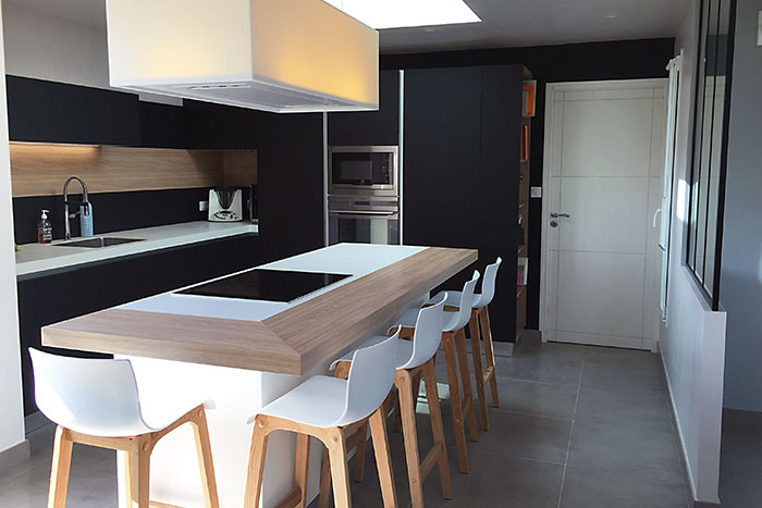 d&eacute;couvrez les prix moyens pour la r&eacute;novation d&rsquo;une cuisine dans le 7ᵉ arrondissement, les facteurs qui influencent le co&ucirc;t et nos conseils pour r&eacute;ussir vos travaux au meilleur tarif.