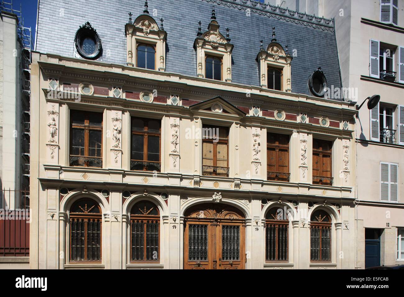 renov à Paris 75007 découvrez nos services de rénovation à paris 75007 : travaux de qualité, conseils personnalisés et accompagnement complet pour rénover votre appartement ou maison. devis gratuit et rapide.