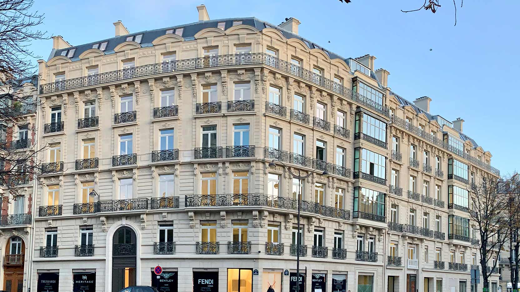renov a paris confiez votre rénovation à paris à des experts : conseils, astuces et accompagnement pour rénover votre appartement ou maison parisienne selon vos envies et votre budget.