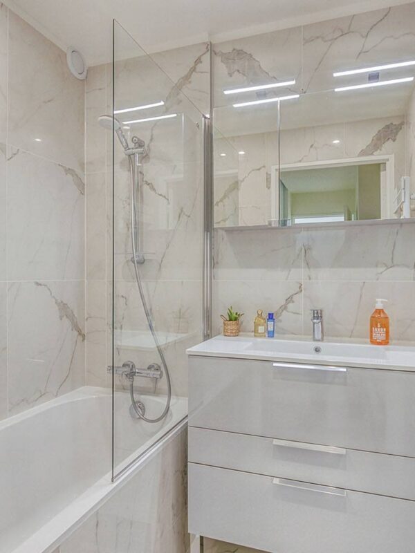 besoin de r&eacute;nover votre logement &agrave; antony 92160 ? d&eacute;couvrez nos services de r&eacute;novation sur mesure pour appartements et maisons : travaux de qualit&eacute;, devis gratuit, accompagnement personnalis&eacute;.