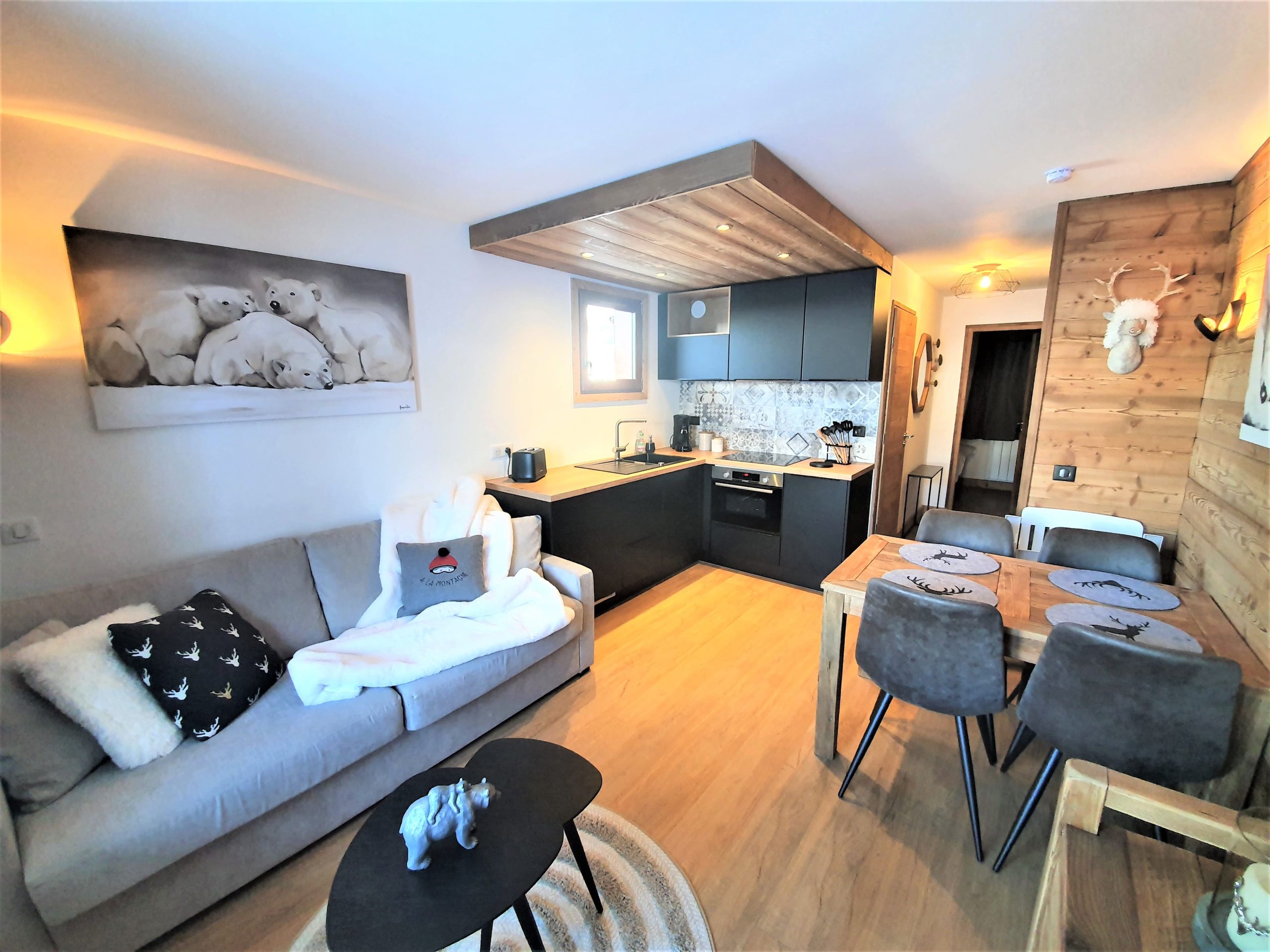 confiez la r&eacute;novation de votre appartement &agrave; des experts et transformez votre espace de vie selon vos envies. conseils, astuces et accompagnement pour des travaux de qualit&eacute; et un int&eacute;rieur moderne.