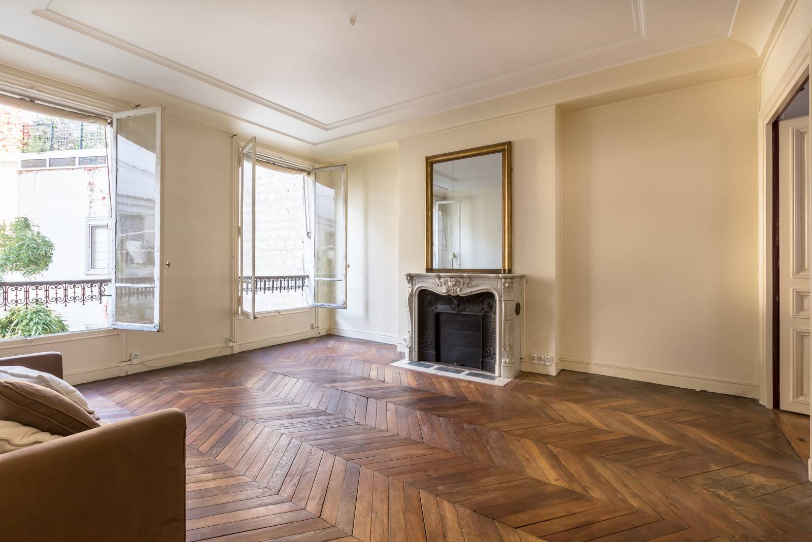 rénovation Paris appartement 75007 confiez la rénovation de votre appartement à paris 75007 à des experts qualifiés. conseils personnalisés, devis gratuit et travaux sur mesure pour moderniser et valoriser votre bien.