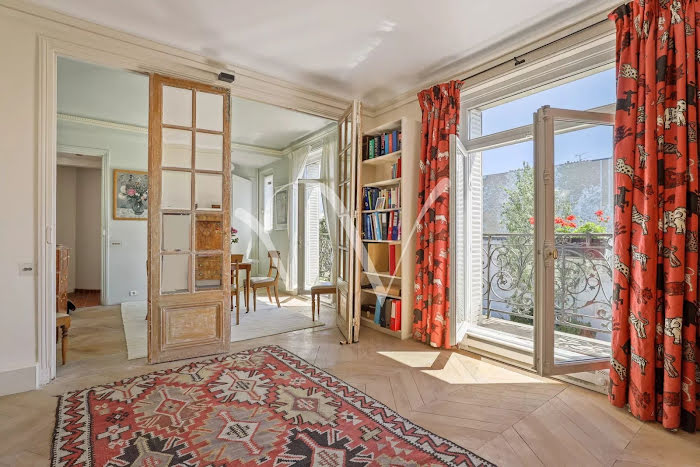 confiez la rénovation de votre appartement dans le 7ᵉ arrondissement à des experts. conseils personnalisés, matériaux de qualité et suivi complet pour transformer votre intérieur selon vos envies.