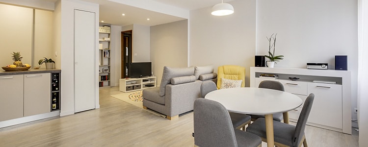 découvrez nos conseils et astuces pour réussir la rénovation de votre appartement. optimisez votre espace, améliorez le confort et valorisez votre bien grâce à des idées innovantes et des solutions adaptées à tous les budgets.