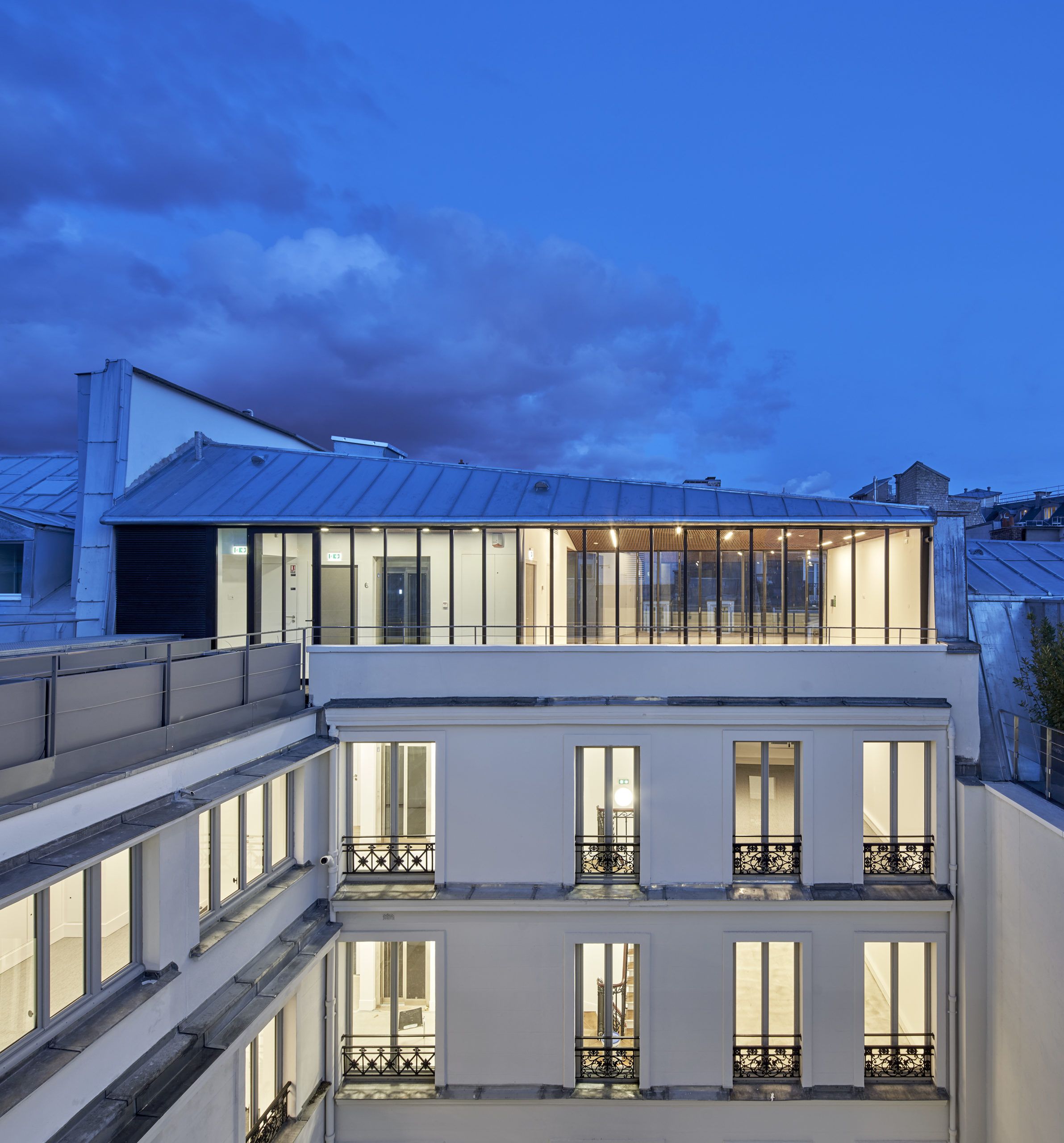 entreprise de rénovation bâtiment Paris 75007 confiez la rénovation de votre bâtiment à paris 75007 à une équipe professionnelle. conseils, modernisation et accompagnement sur mesure pour tous vos projets dans le 7e arrondissement.