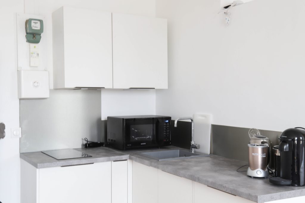 tout savoir sur la rénovation cuisine Paris 75007 confiez la rénovation de votre cuisine à paris 75007 à des experts. solutions sur mesure, matériaux de qualité et accompagnement personnalisé pour transformer votre espace culinaire.