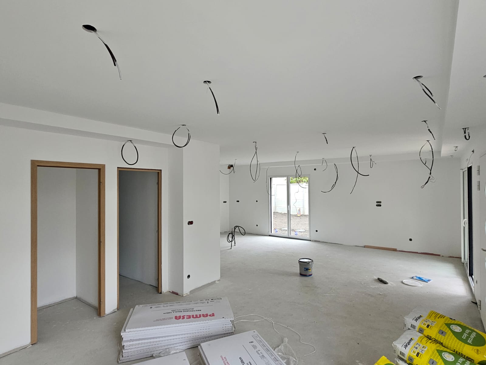 entreprise renovation interieur découvrez nos conseils et solutions pour réussir votre rénovation intérieure : idées déco, aménagement, choix des matériaux et astuces pour transformer votre espace de vie.