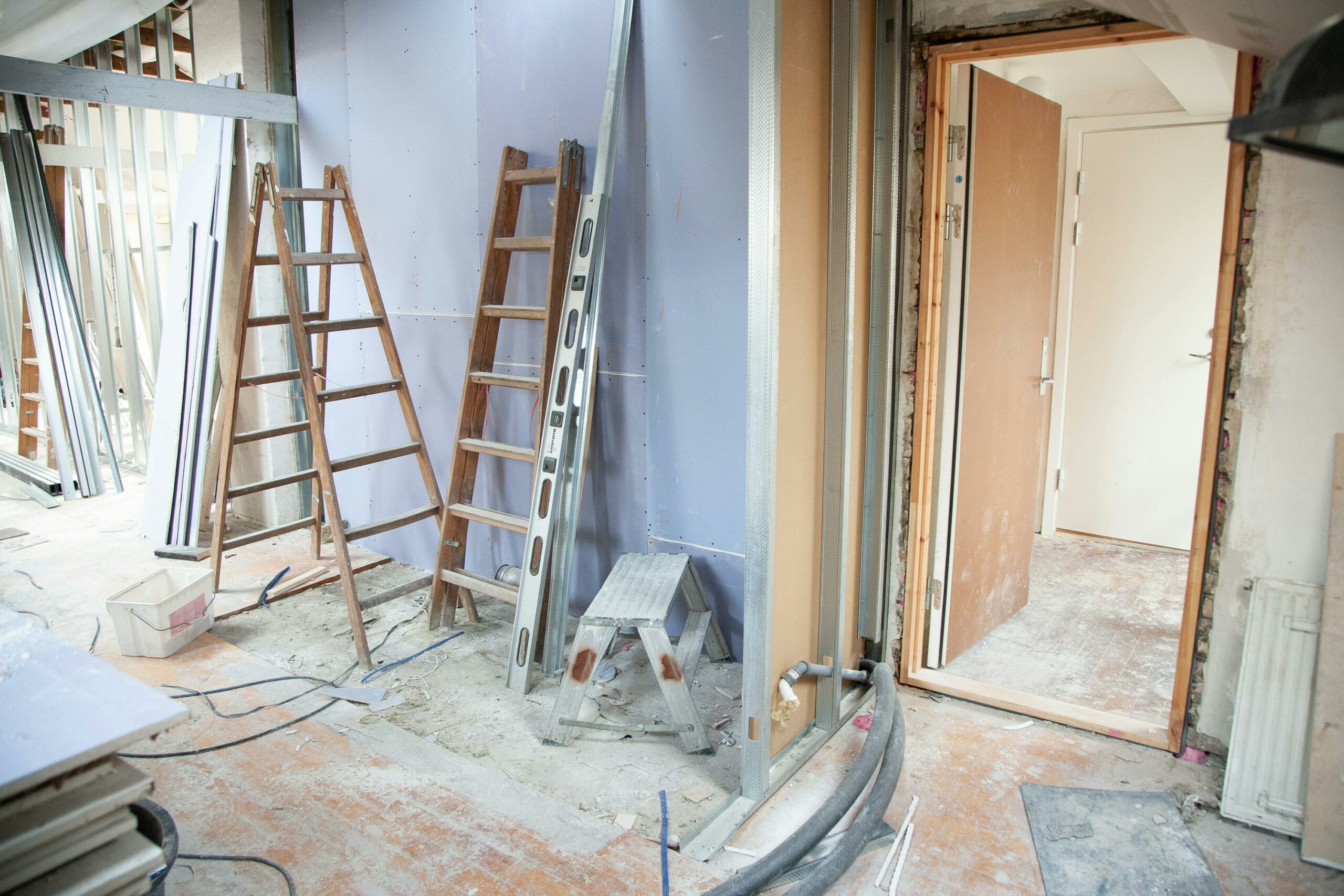 entreprise travaux d intérieur découvrez nos conseils et astuces pour réussir votre rénovation intérieure : idées de décoration, choix des matériaux, aménagement et tendances pour transformer votre espace de vie.