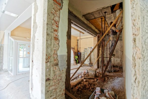 societe de renovation de maison découvrez nos conseils et solutions pour réussir la rénovation de votre maison : travaux, astuces, budget et idées pour transformer votre intérieur en toute sérénité.