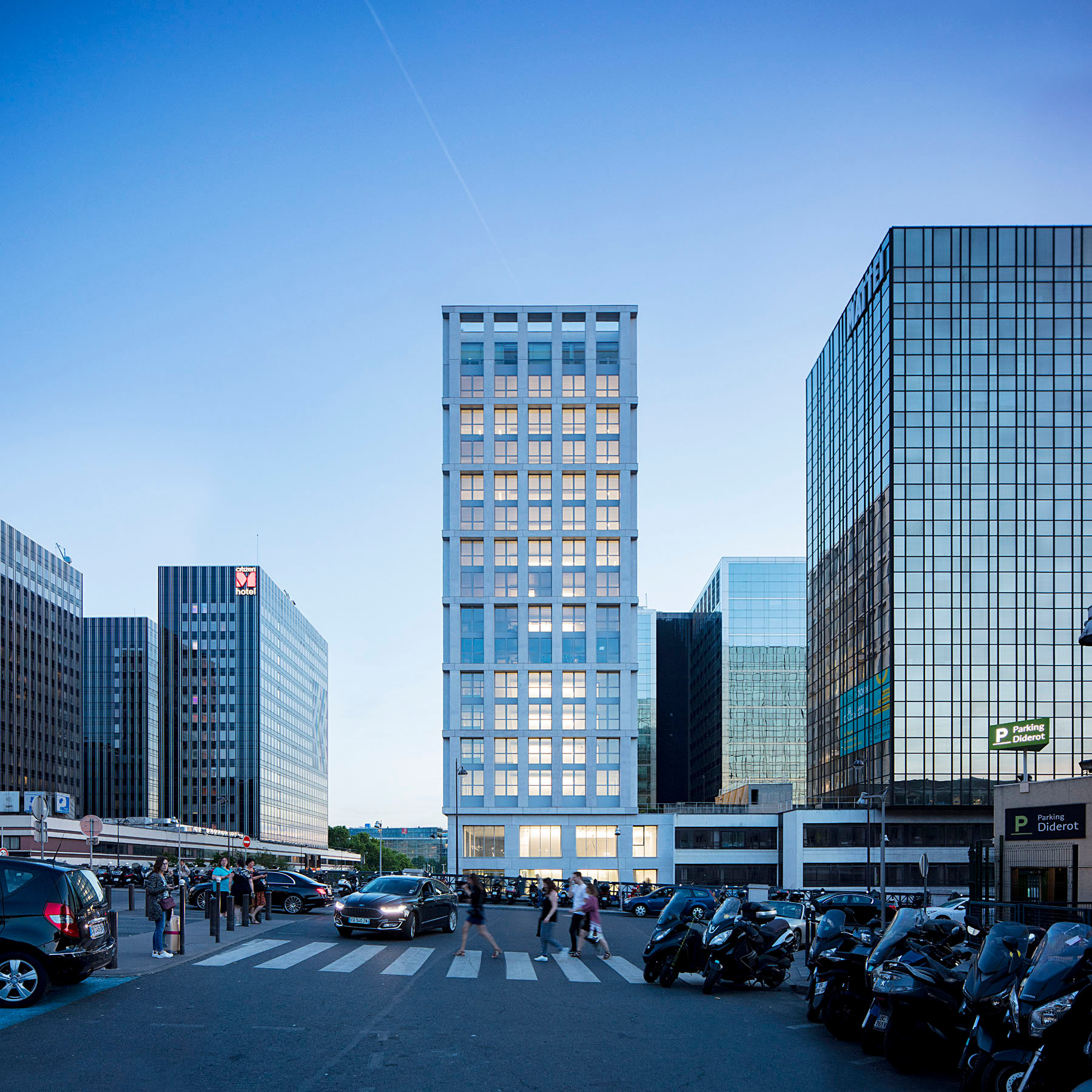 Votre partenaire de confiance pour la rénovation à Paris 12ème boostez la valeur de votre bien avec une rénovation professionnelle à paris 12. travaux sur mesure, devis gratuit, équipe qualifiée pour appartements et maisons.