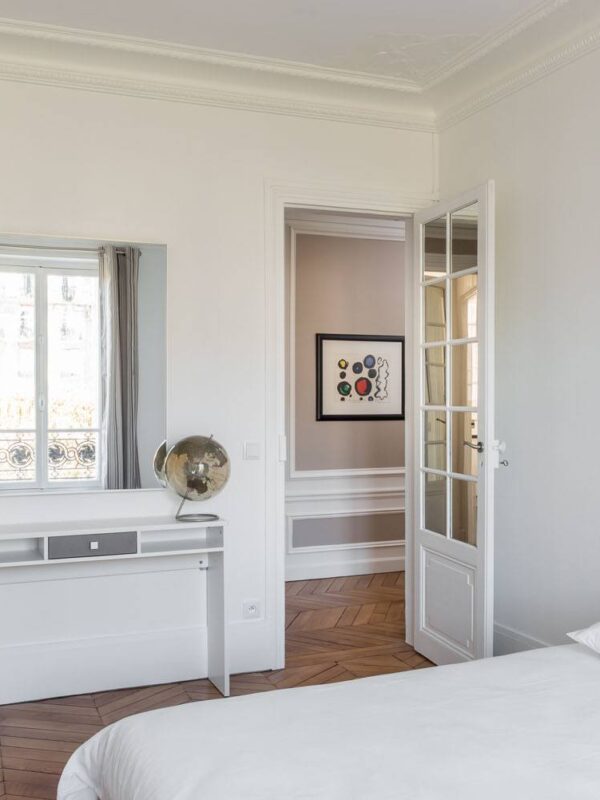 renovation immobiliere paris confiez votre projet de rénovation à paris à des experts qualifiés. appartements, maisons, bureaux : bénéficiez de conseils personnalisés, travaux de qualité et suivi complet pour transformer votre espace selon vos envies.