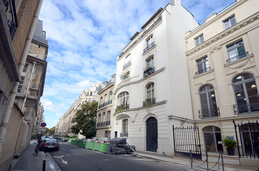 découvrez nos services de rénovation à paris 75007 : appartements, maisons et locaux professionnels. qualité, réactivité et accompagnement sur mesure pour tous vos projets de rénovation dans le 7ème arrondissement.