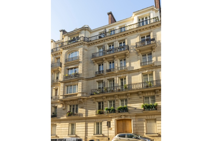 Découvrez renovation paris 75007 : notre histoire et notre zone d’intervention dans le 7e et aux alentours faites rénover votre appartement ou maison à paris 75007 avec des professionnels qualifiés. travaux de rénovation sur-mesure, devis gratuit, accompagnement personnalisé pour tous vos projets dans le 7ème arrondissement.