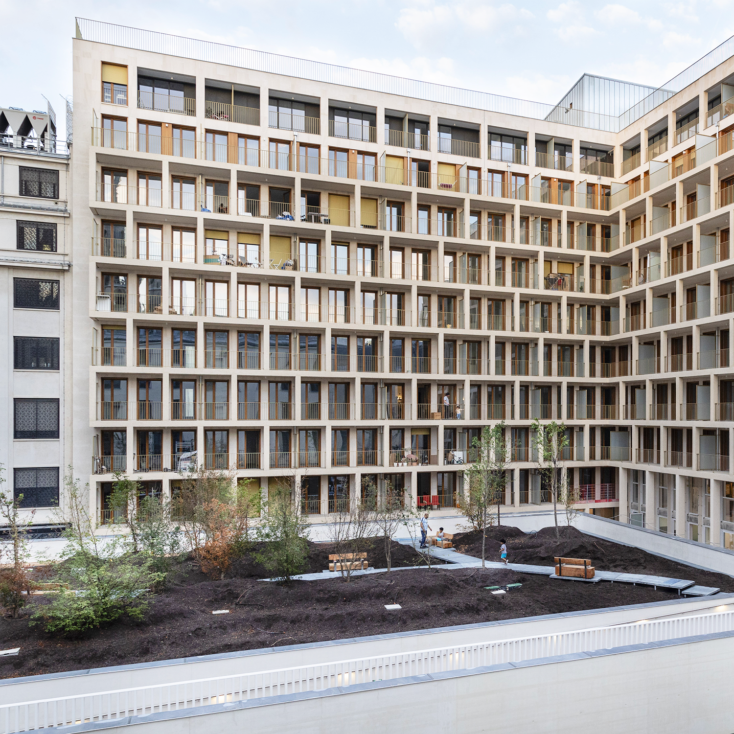 entreprise de rénovation complète Paris 75007 confiez votre projet de rénovation à paris 75007 à des professionnels qualifiés. modernisez votre appartement ou maison avec des travaux sur mesure et des finitions de qualité.