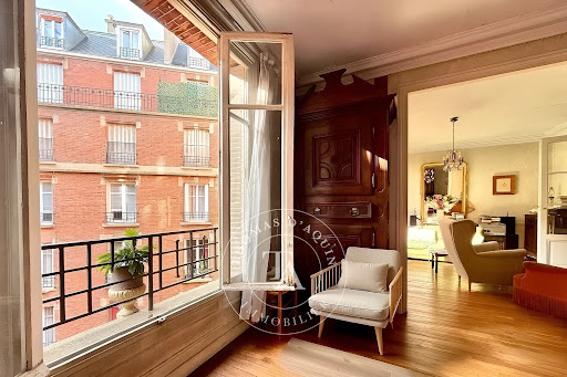 confiez la r&eacute;novation de votre studio dans le 7ᵉ arrondissement &agrave; des experts. d&eacute;couvrez nos conseils, astuces et r&eacute;alisations pour optimiser l