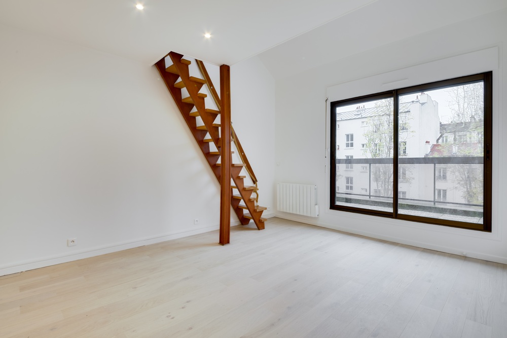 rénovation studio Paris 75007 confiez la rénovation de votre studio à paris à des experts. optimisation de l’espace, design moderne et devis sur mesure pour un intérieur qui vous ressemble.