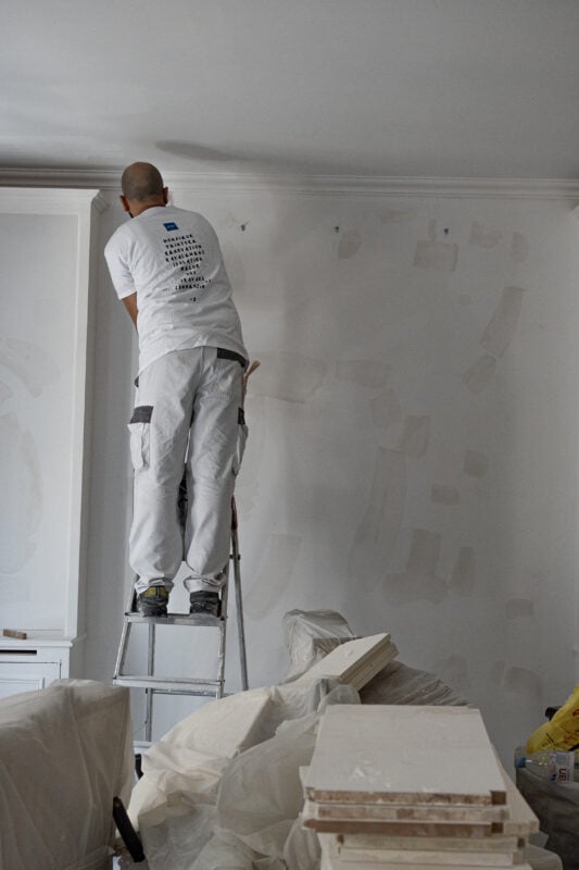 r&eacute;novation de studio &agrave; paris 7 : agencement sur mesure, optimisation des espaces, finitions soign&eacute;es. devis gratuit, d&eacute;lais rapides, artisans certifi&eacute;s.