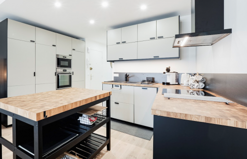 faites r&eacute;aliser vos travaux d&rsquo;int&eacute;rieur &agrave; paris 75007 : r&eacute;novation, am&eacute;nagement, peinture, d&eacute;coration. professionnels exp&eacute;riment&eacute;s &agrave; votre service pour des finitions de qualit&eacute;.