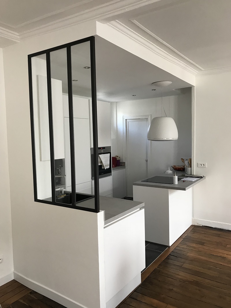 découvrez comment installer une verrière dans votre cuisine à paris pour apporter style et luminosité à votre espace. conseils, tendances et solutions sur mesure pour sublimer votre intérieur parisien.