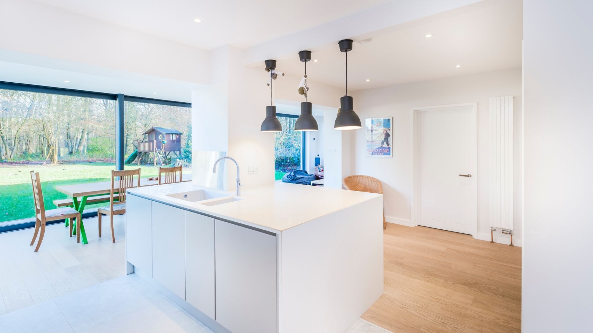 besoin d&rsquo;un artisan sp&eacute;cialis&eacute; en r&eacute;novation int&eacute;rieure &agrave; paris 7 ? profitez de prestations sur mesure pour transformer votre appartement ou maison avec expertise et qualit&eacute;.