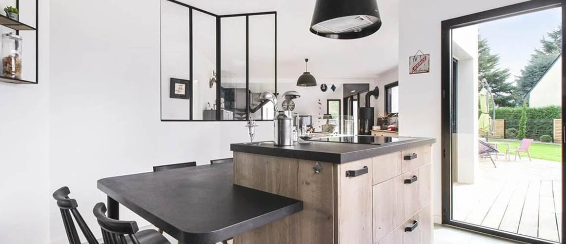 Rangement sur-mesure pour cuisine à paris 75007 : gagner des m² optimisez votre espace avec nos solutions de rangement cuisine sur-mesure à paris 75007. conception personnalisée, matériaux de qualité et installation professionnelle pour une cuisine pratique et élégante.