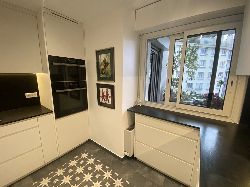 Artisan rénovation intérieure à paris 75007 : petite terrasse, revêtements et étanchéité confiez vos projets de rénovation intérieure à paris 75007 à des experts qualifiés. modernisez votre appartement ou maison avec notre équipe professionnelle : conseils, travaux sur-mesure, et finitions soignées.