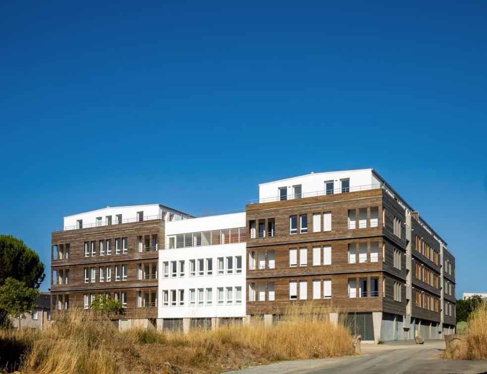 optez pour une r&eacute;novation de maison &agrave; paris 75007 en 2025 : modernisez votre int&eacute;rieur, valorisez votre bien et profitez de prestations sur mesure avec des artisans experts du 7&egrave;me arrondissement.
